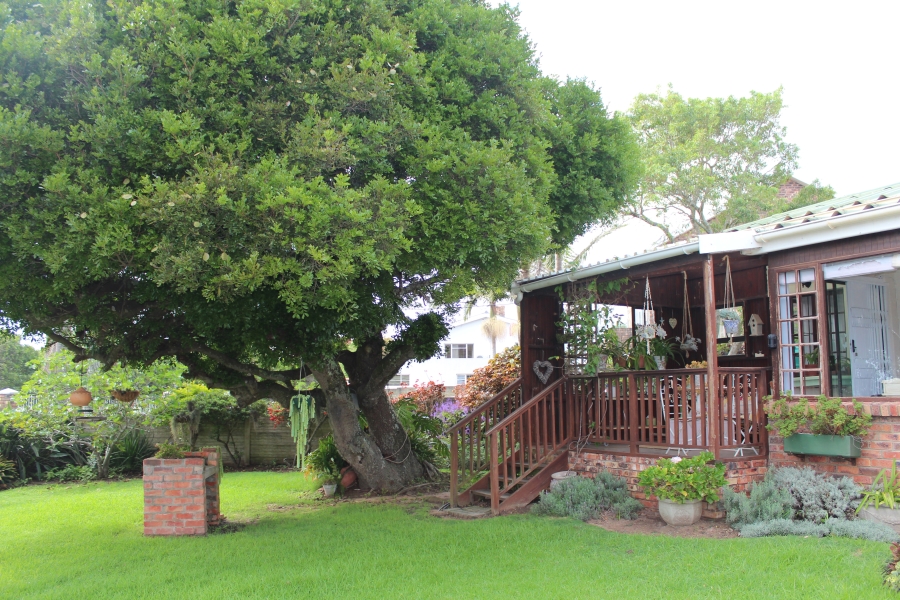 2 Bedroom Property for Sale in West Bank Eastern Cape